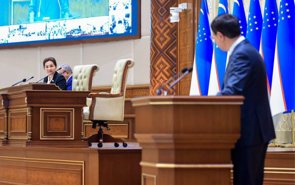 Сенат принял дефицитный госбюджет на 2025 год 1 Сенат принял дефицитный госбюджет на 2025 год